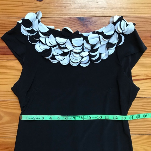 Taylor Black White Sheath Circular Dress, EUC, 4 - Picture 5 of 12